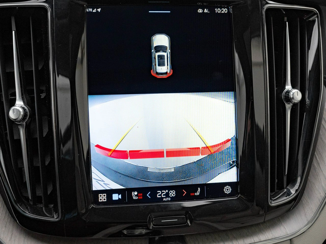 Volvo XC 60 - Zdjęcie 21