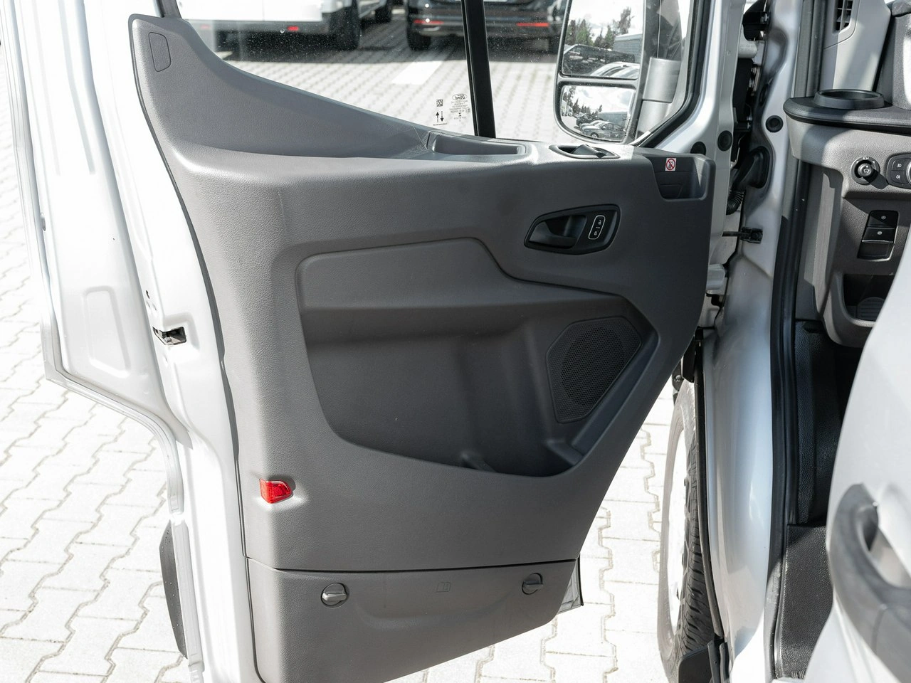 Ford Transit - Zdjęcie 8