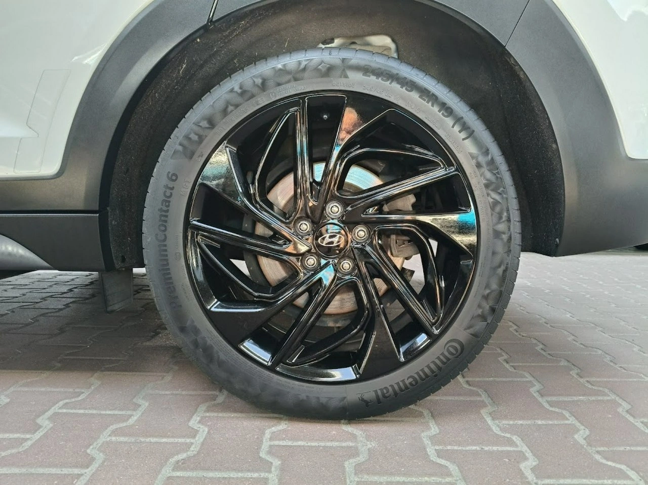 Hyundai Tucson - Zdjęcie 9