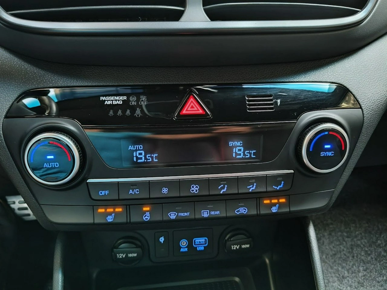 Hyundai Tucson - Zdjęcie 29