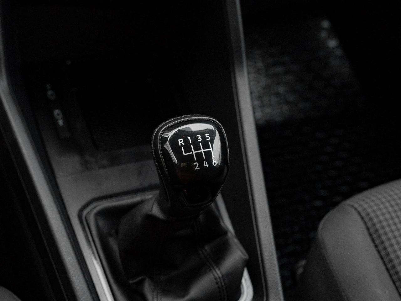 Volkswagen Caddy - Zdjęcie 14