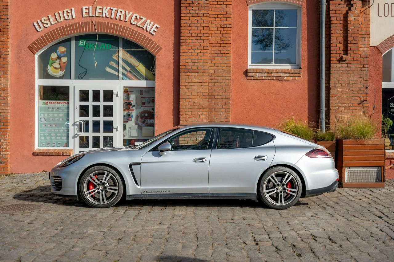 Porsche Panamera - Zdjęcie 18