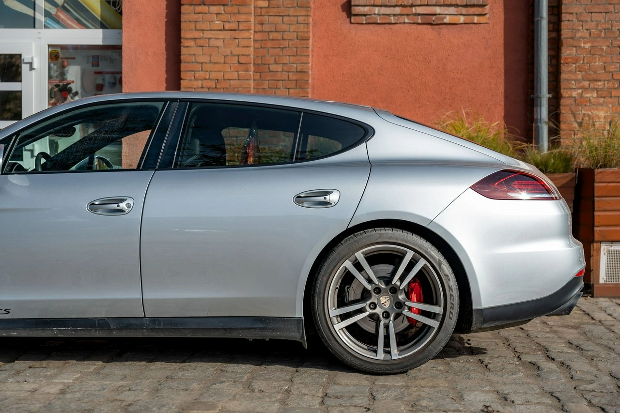 Porsche Panamera - Zdjęcie 20