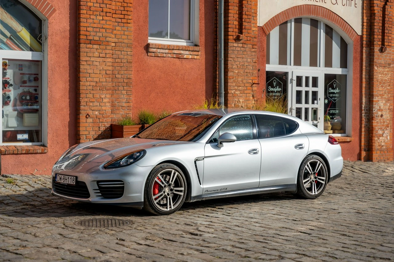 Porsche Panamera - Zdjęcie 12