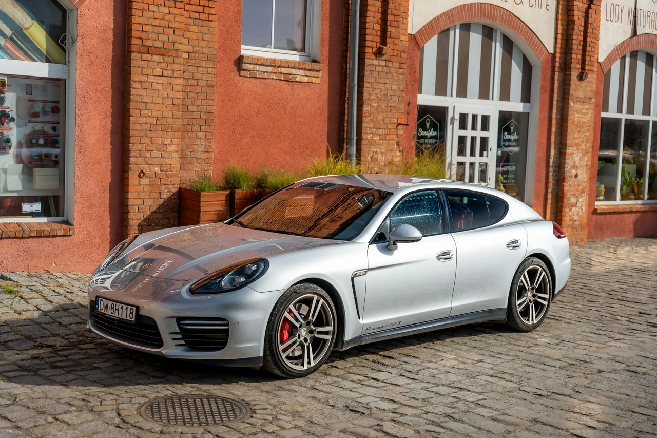 Porsche Panamera - Zdjęcie 25