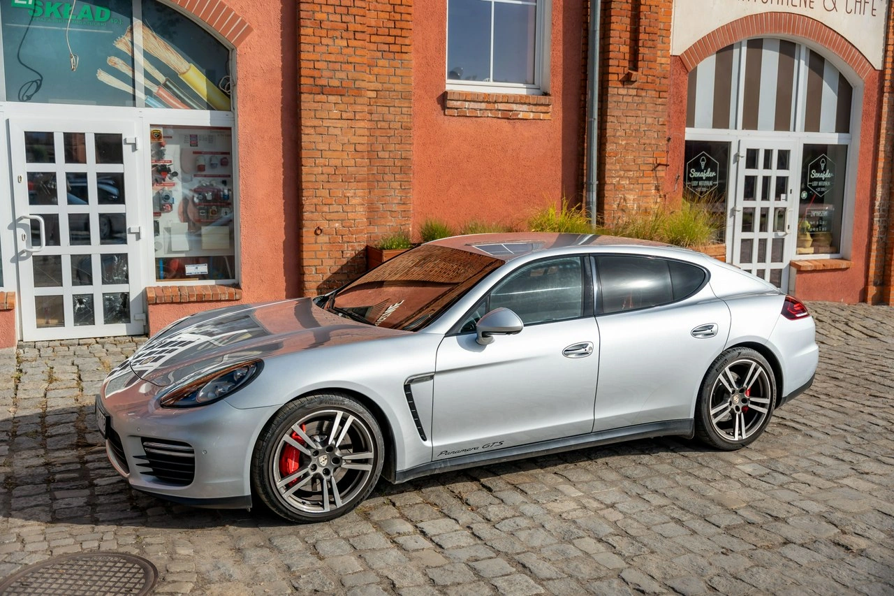 Porsche Panamera - Zdjęcie 17