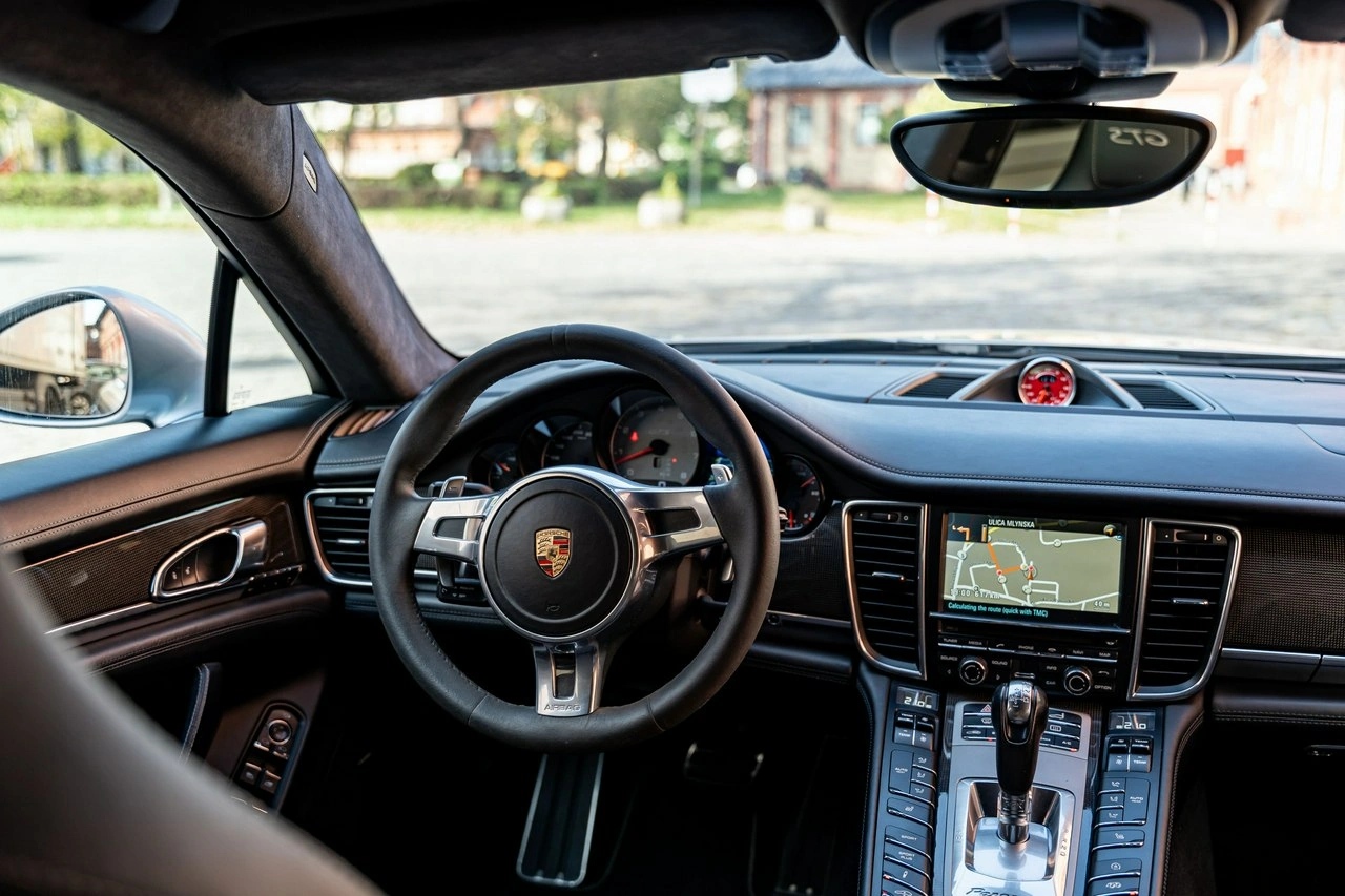 Porsche Panamera - Zdjęcie 43