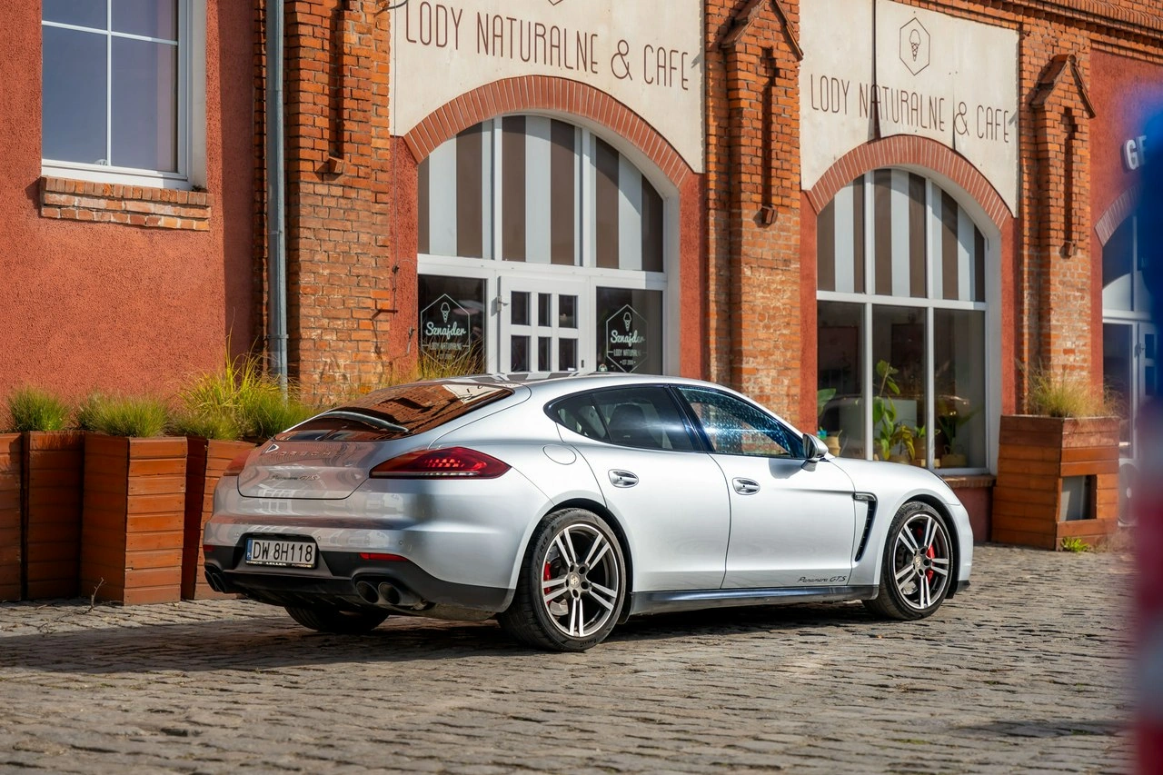 Porsche Panamera - Zdjęcie 2