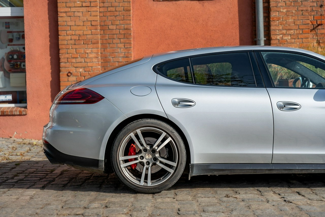 Porsche Panamera - Zdjęcie 8