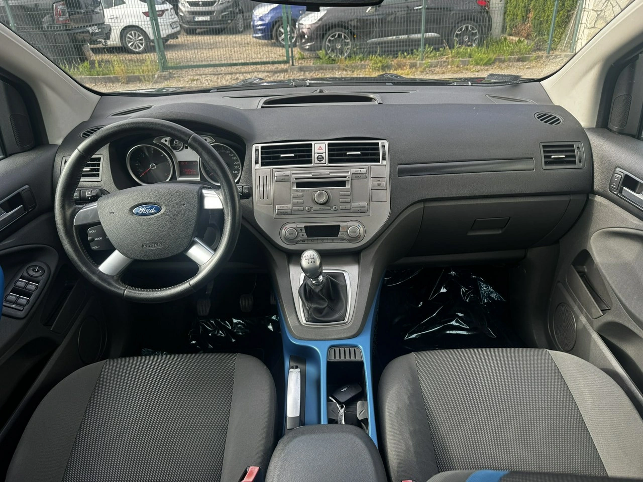 Ford Kuga - Zdjęcie 8