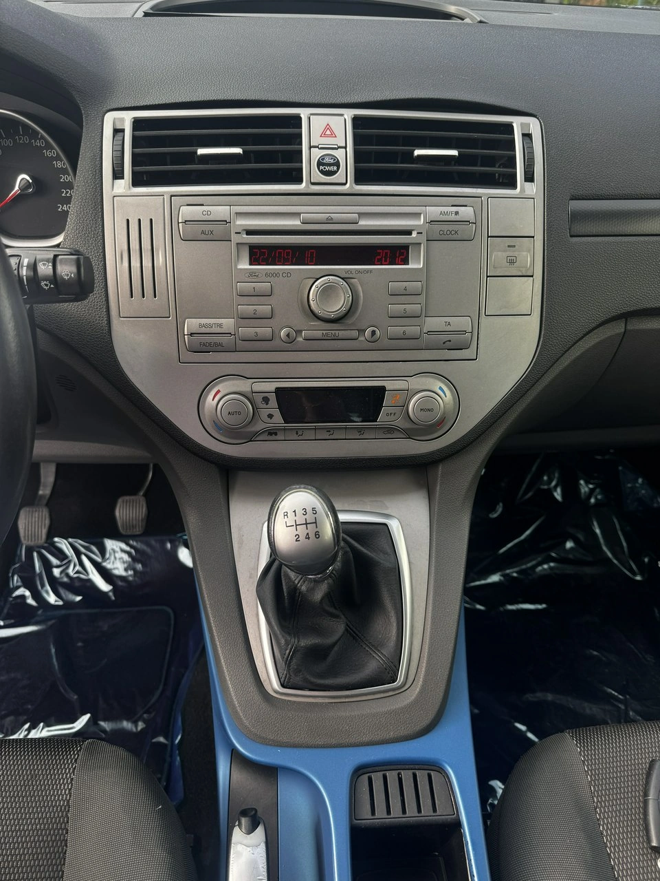 Ford Kuga - Zdjęcie 19