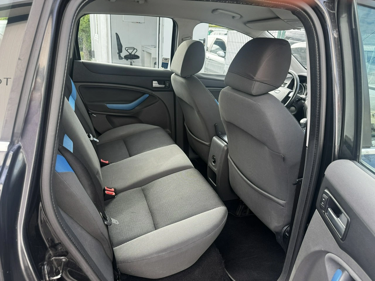 Ford Kuga - Zdjęcie 7