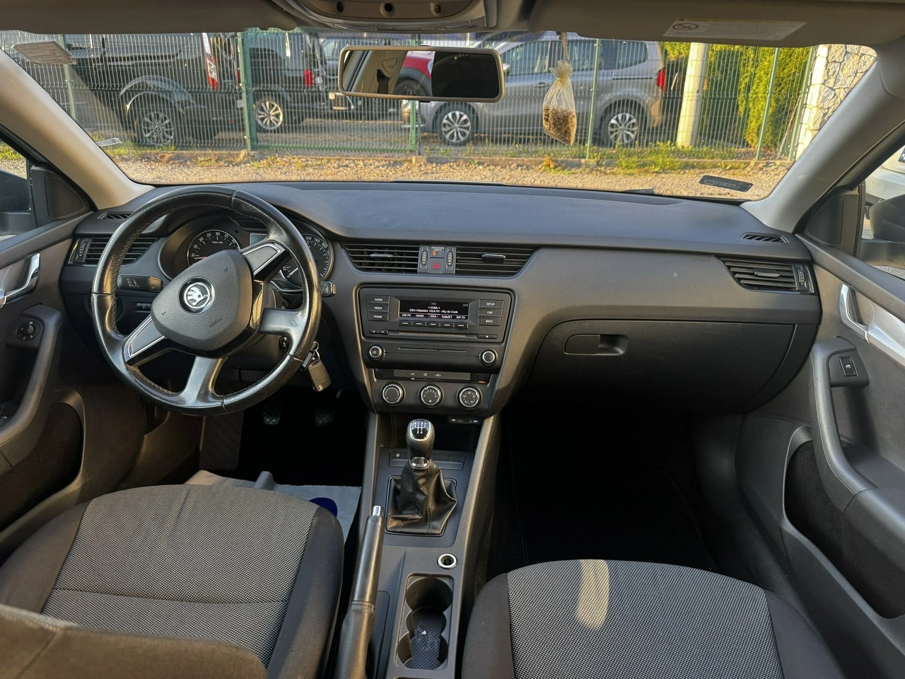 Skoda Octavia - Zdjęcie 9