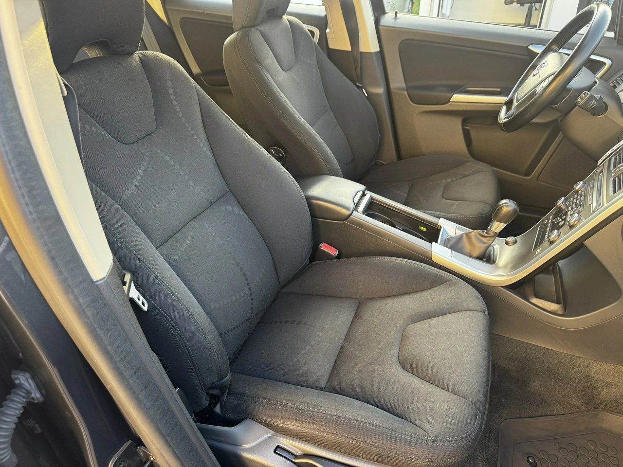 Volvo XC 60 - Zdjęcie 21