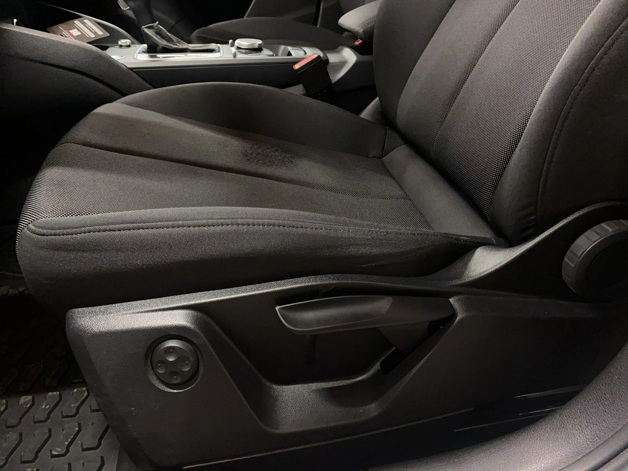 Audi Q2 - Zdjęcie 12