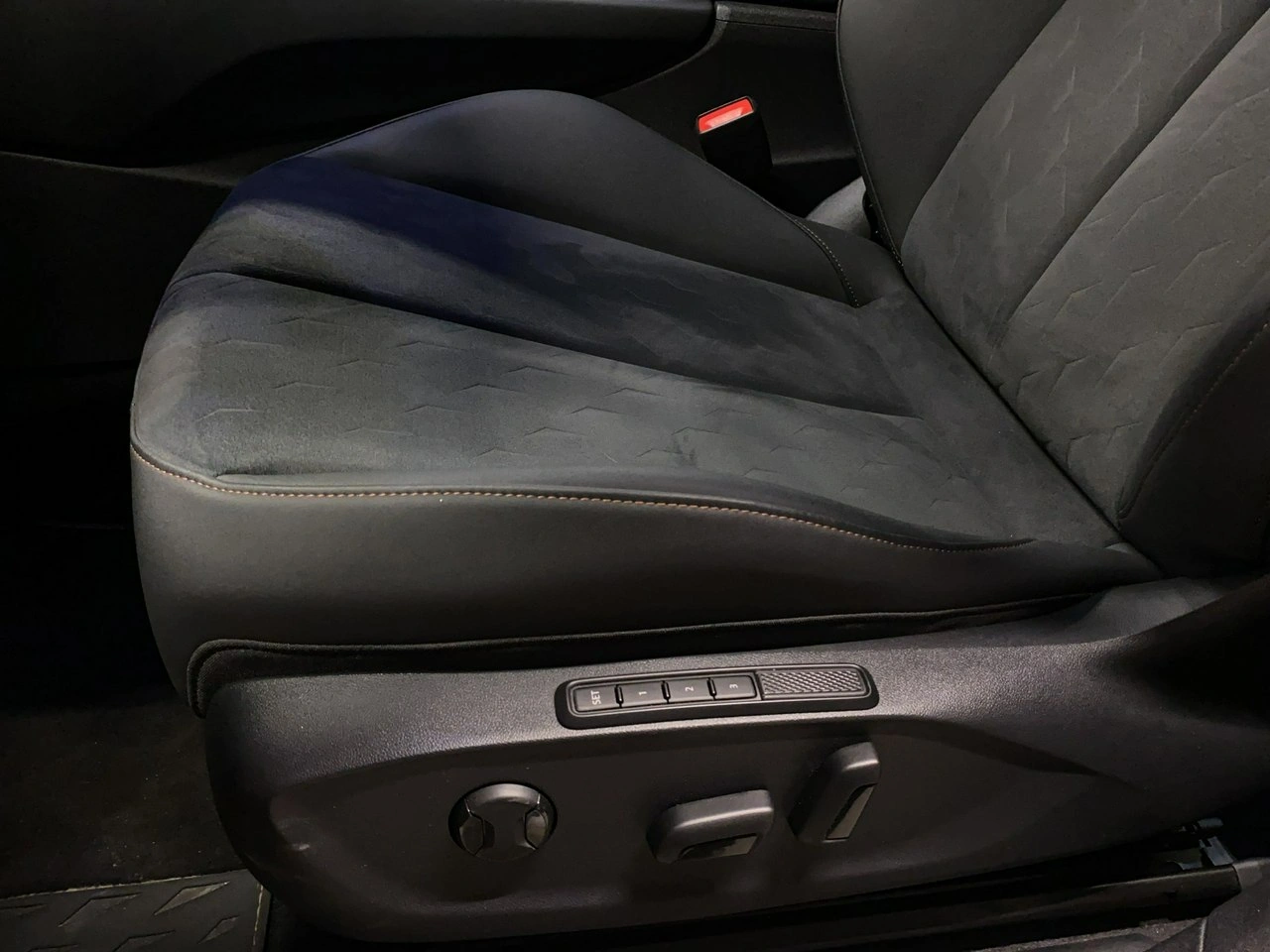 Cupra Terramar - Zdjęcie 12