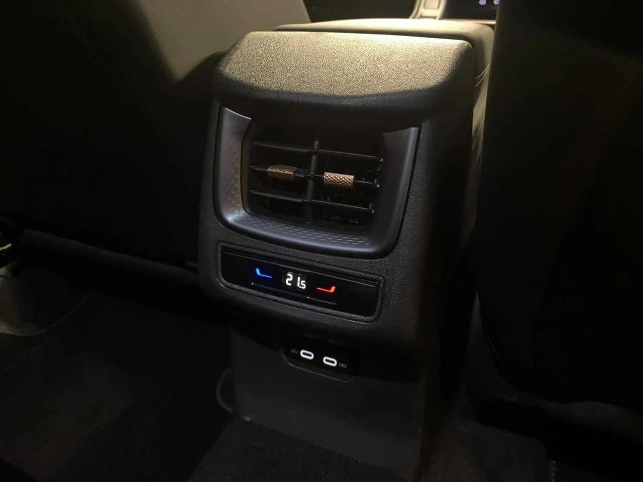 Cupra Terramar - Zdjęcie 16