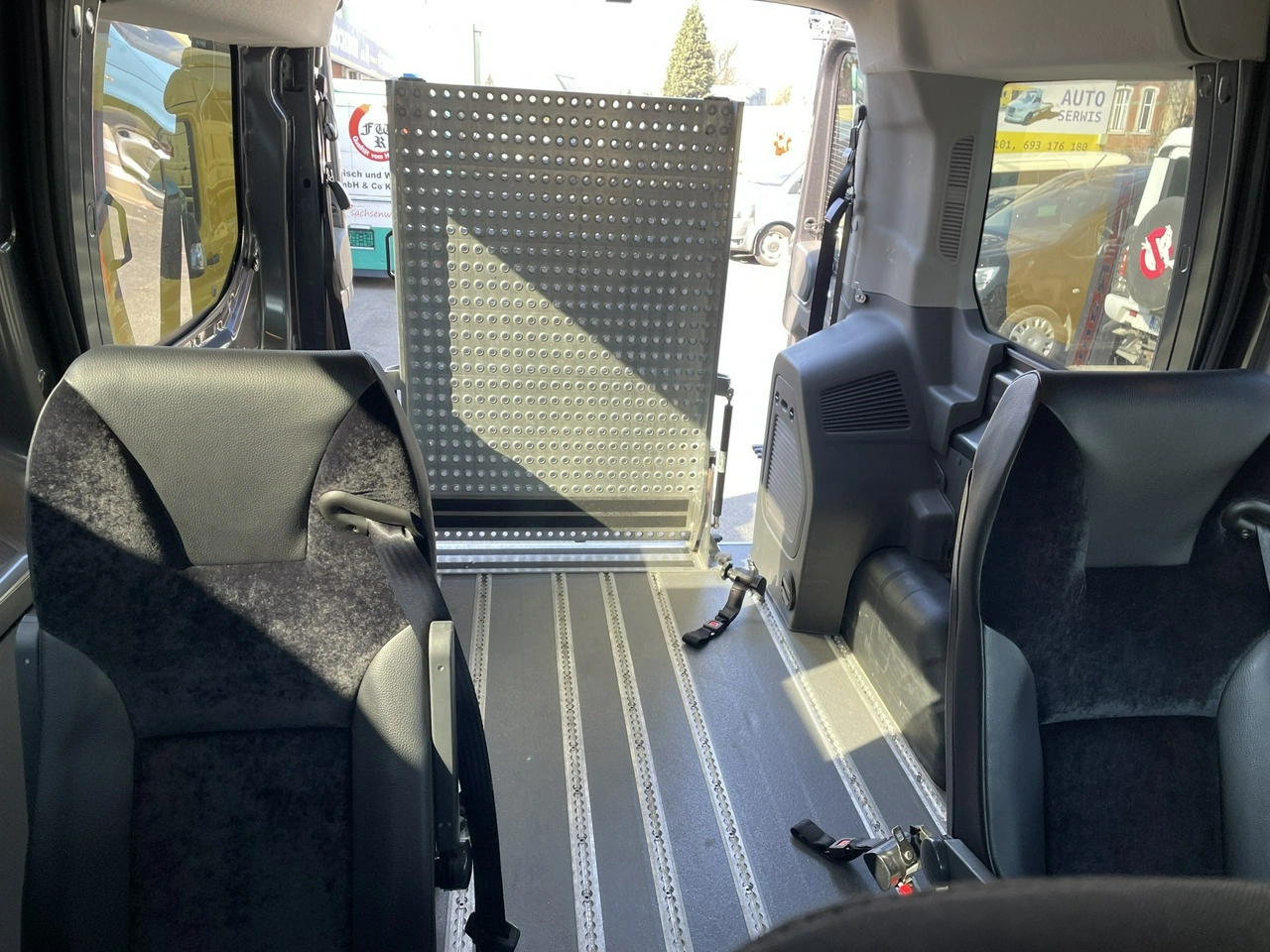 Ford Transit - Zdjęcie 36