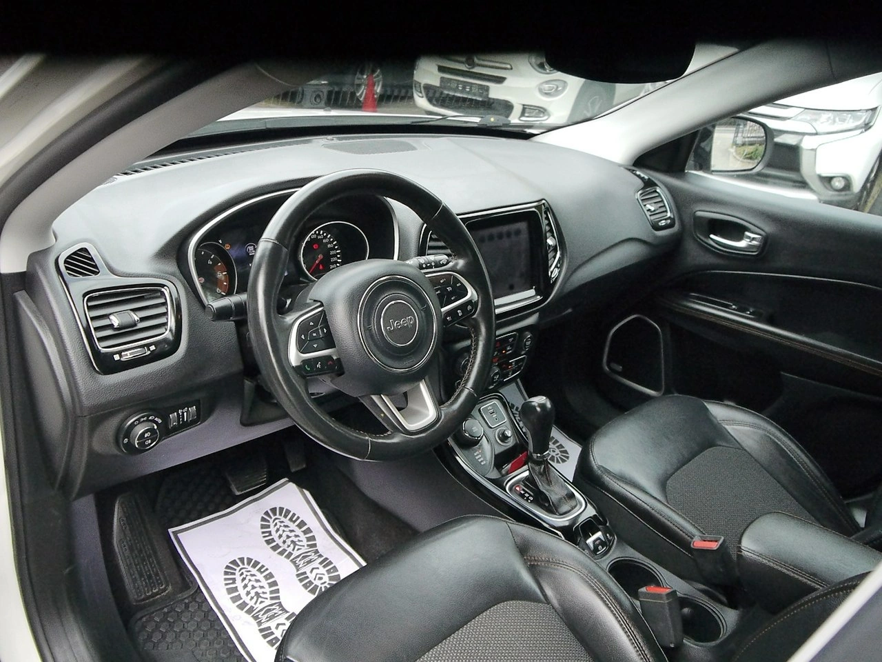 Jeep Compass - Zdjęcie 26