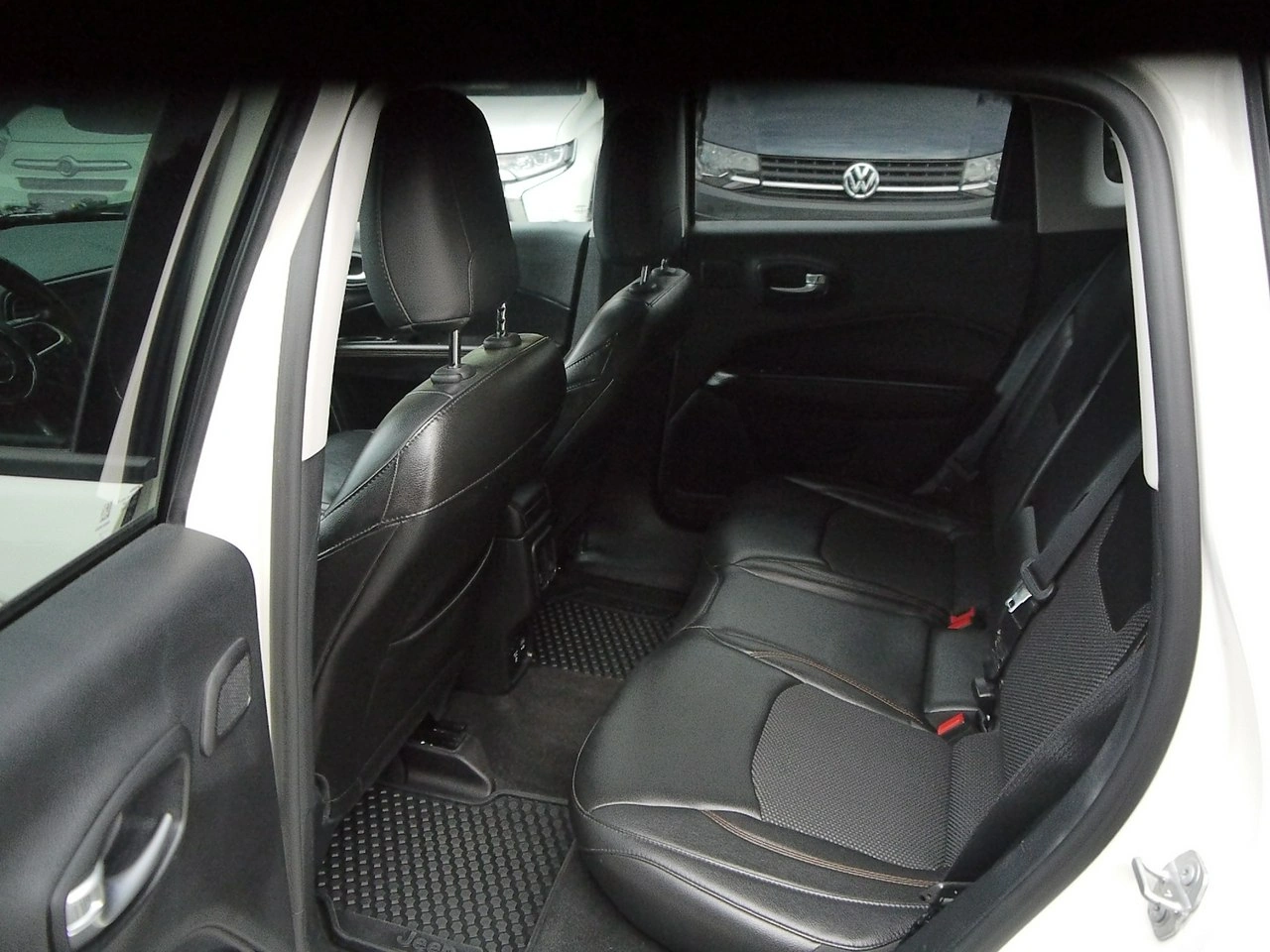 Jeep Compass - Zdjęcie 30