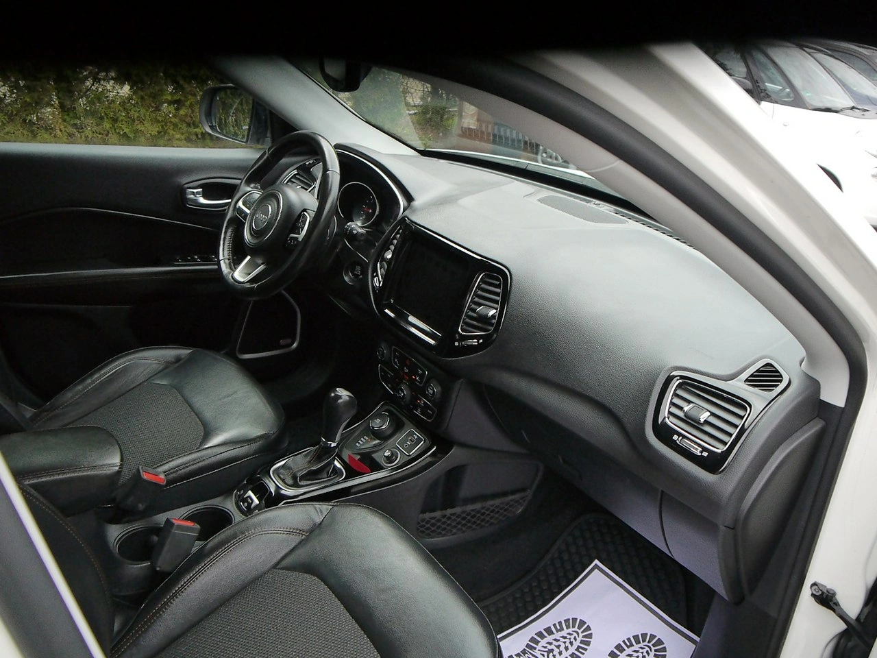 Jeep Compass - Zdjęcie 25