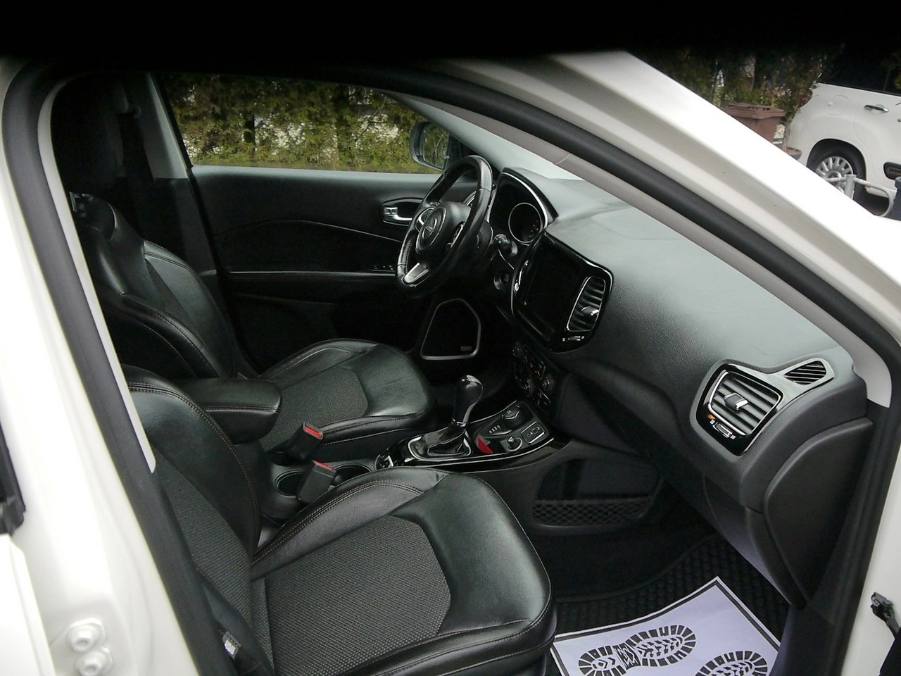 Jeep Compass - Zdjęcie 27