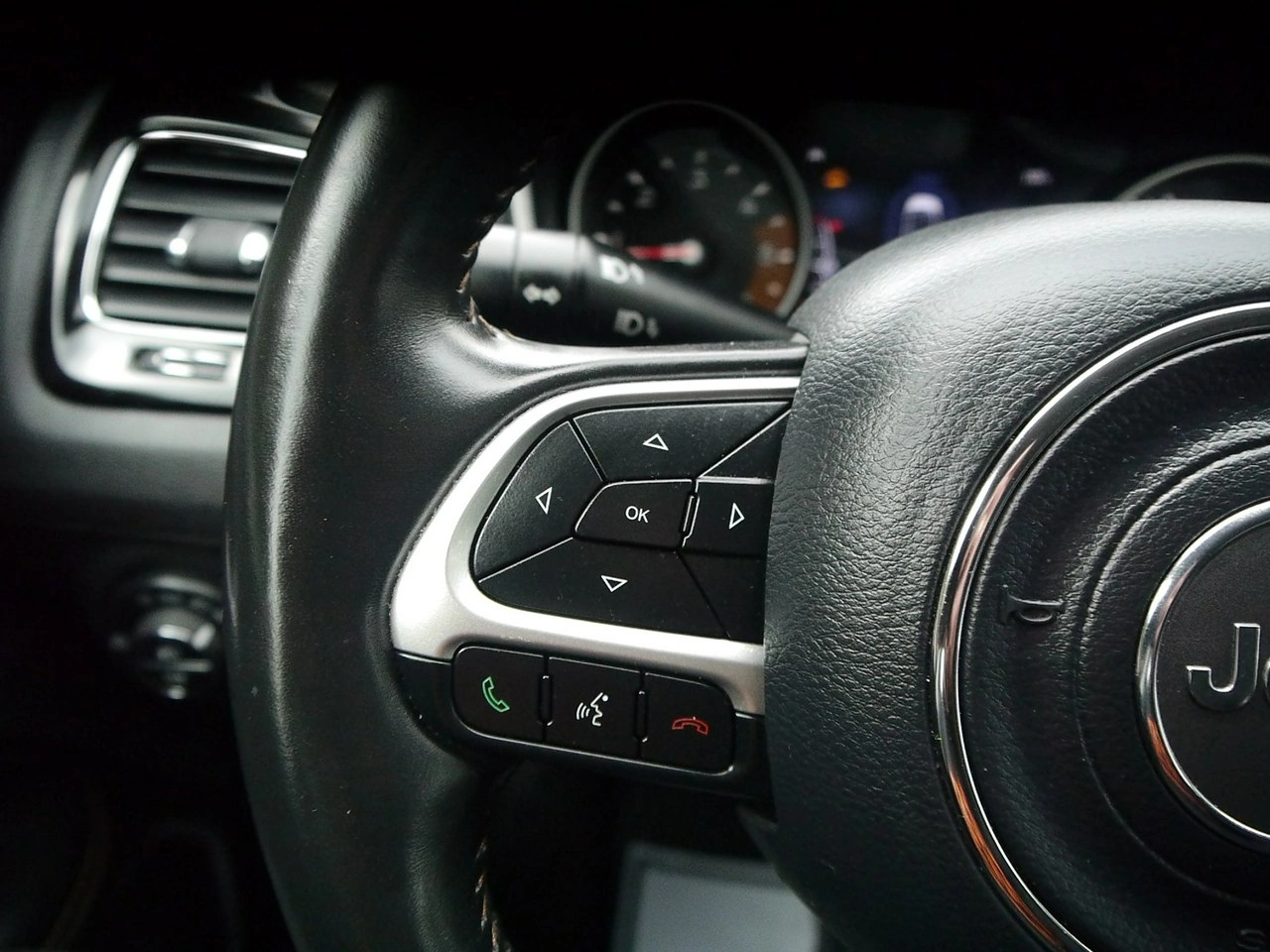 Jeep Compass - Zdjęcie 30