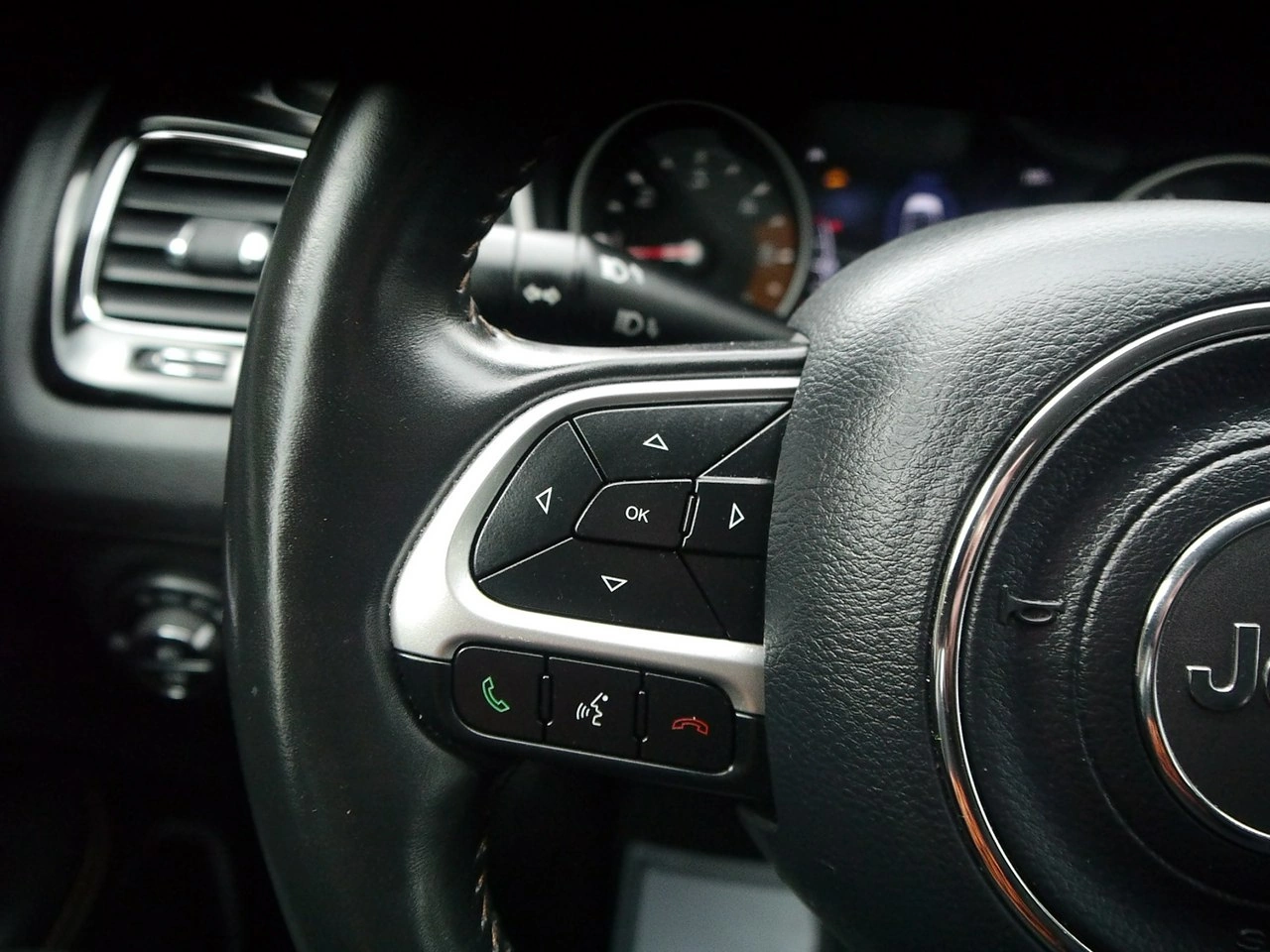 Jeep Compass - Zdjęcie 32