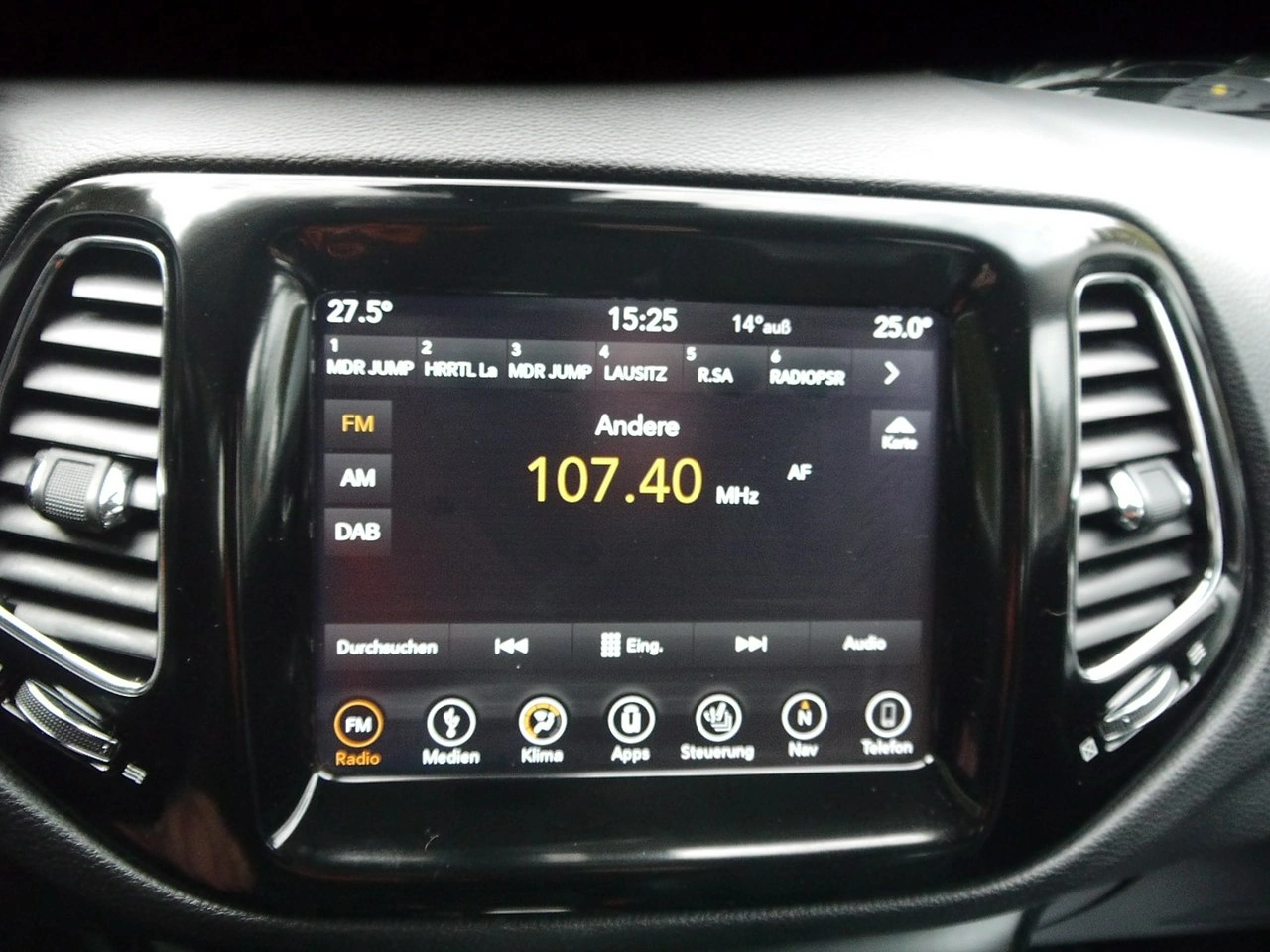 Jeep Compass - Zdjęcie 22