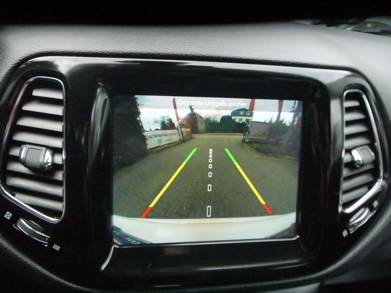 Jeep Compass - Zdjęcie 20