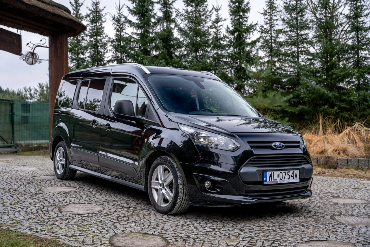 Ford Grand Tourneo Connect - Zdjęcie 9