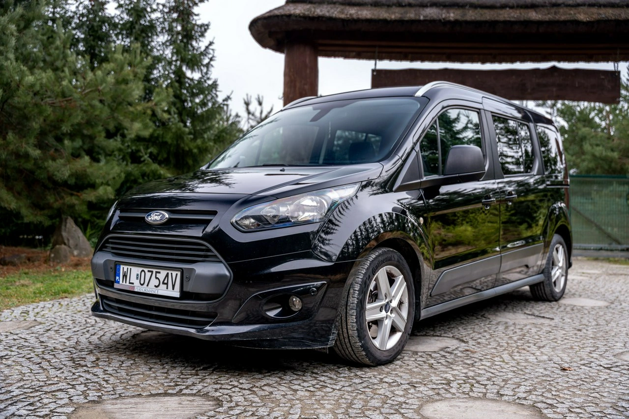 Ford Grand Tourneo Connect - Zdjęcie 11