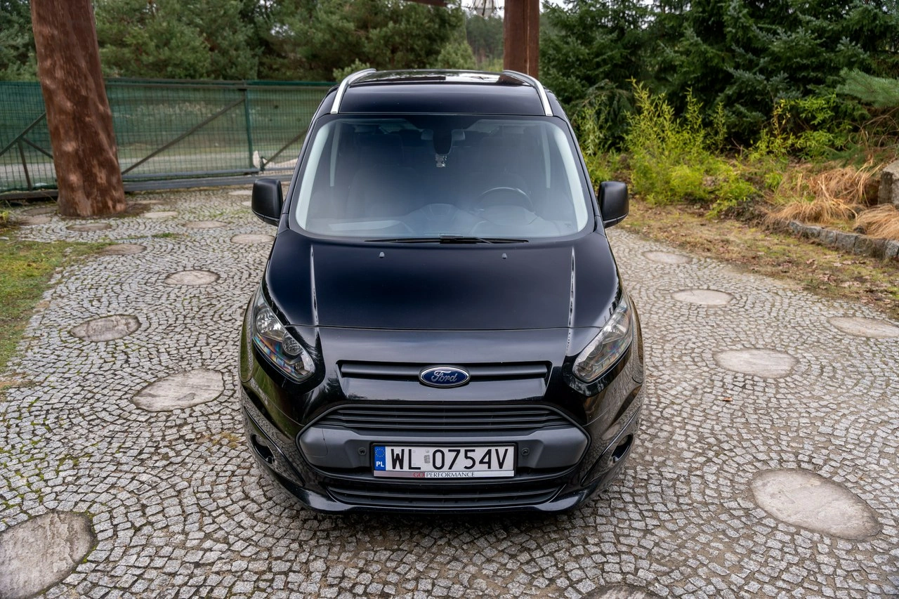 Ford Grand Tourneo Connect - Zdjęcie 22