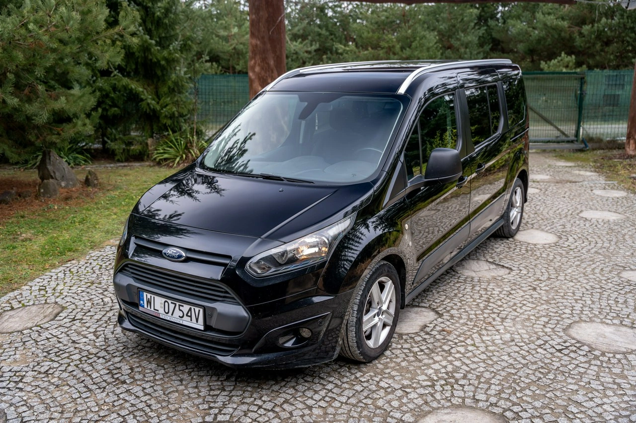 Ford Grand Tourneo Connect - Zdjęcie 26