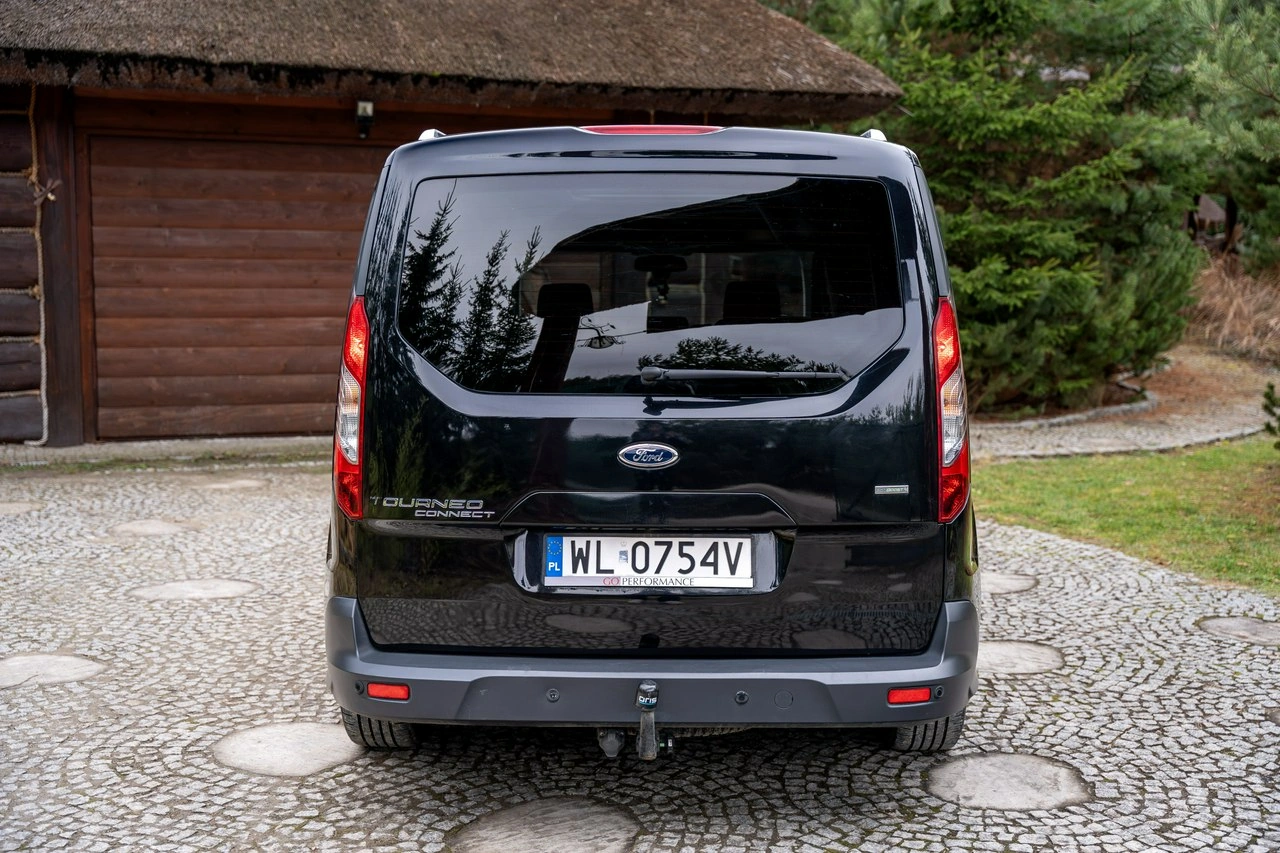 Ford Grand Tourneo Connect - Zdjęcie 35