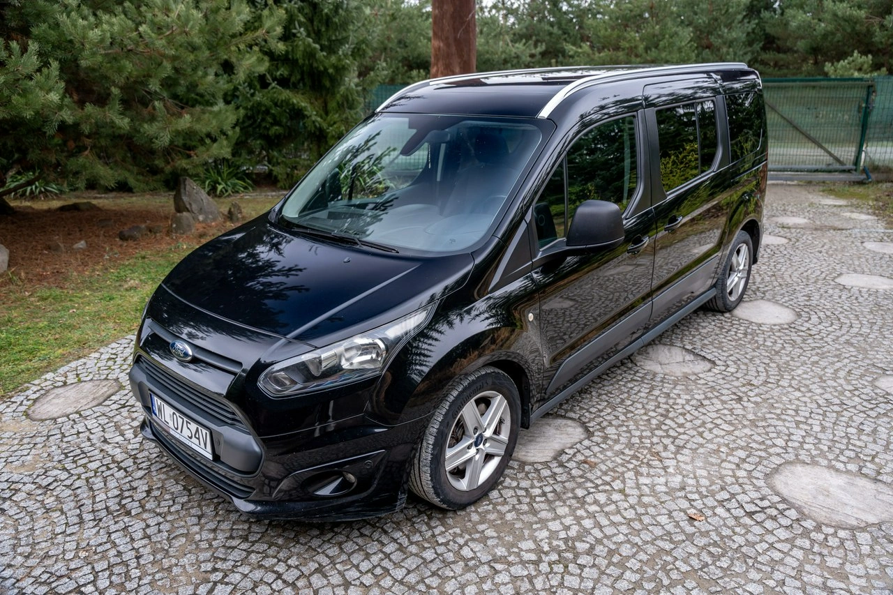 Ford Grand Tourneo Connect - Zdjęcie 36