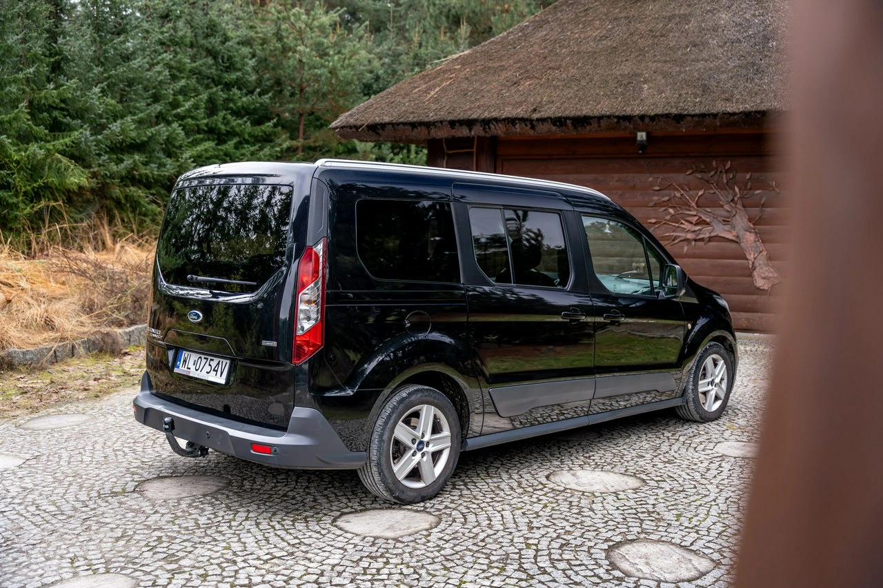 Ford Grand Tourneo Connect - Zdjęcie 3
