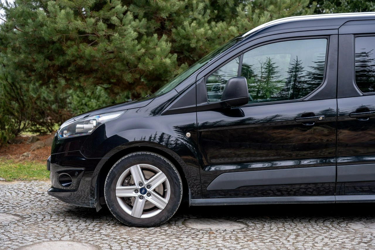 Ford Grand Tourneo Connect - Zdjęcie 7