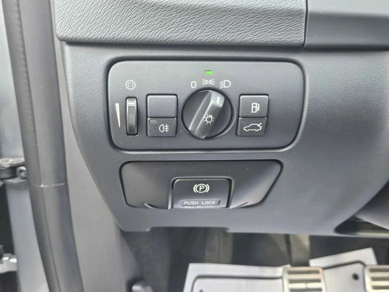 Volvo S60 - Zdjęcie 29