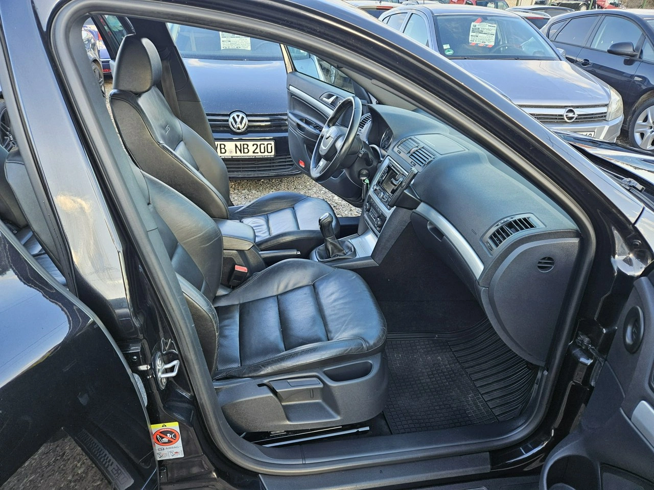 Skoda Octavia - Zdjęcie 9