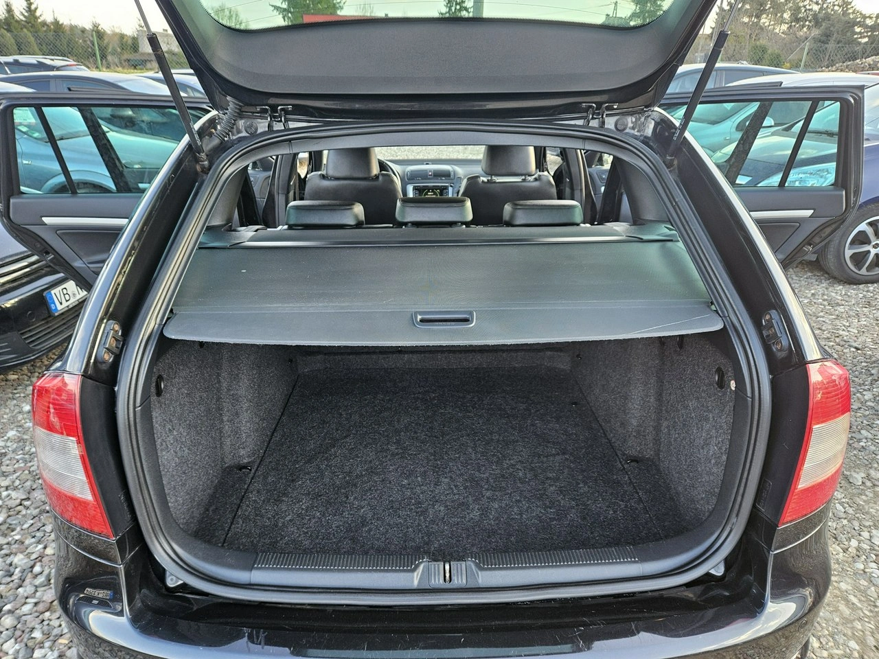 Skoda Octavia - Zdjęcie 24