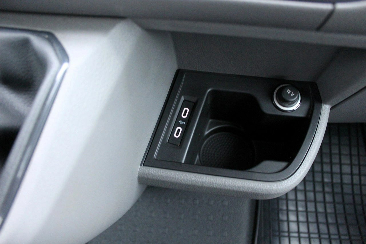Volkswagen Transporter - Zdjęcie 21
