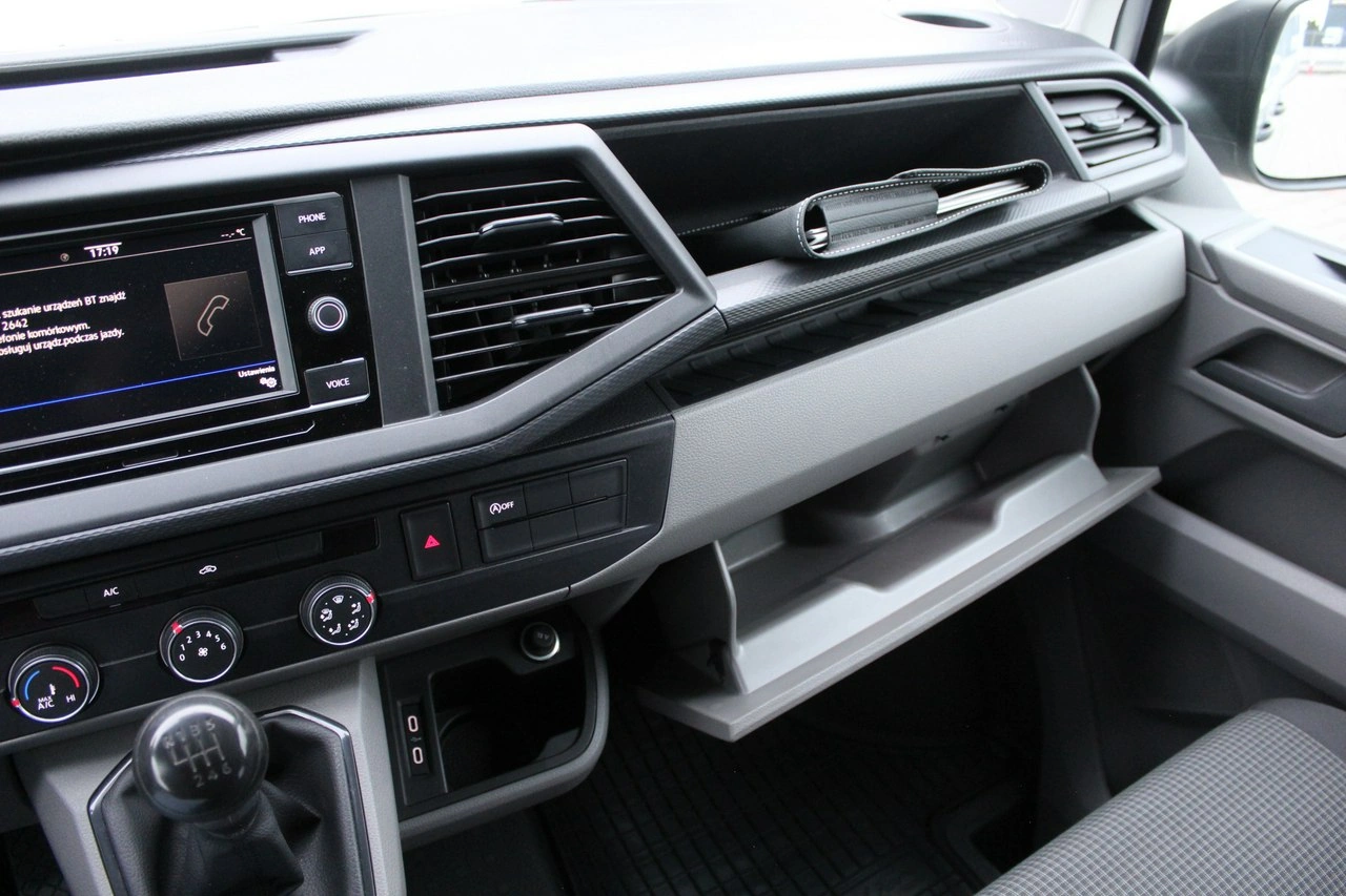 Volkswagen Transporter - Zdjęcie 22