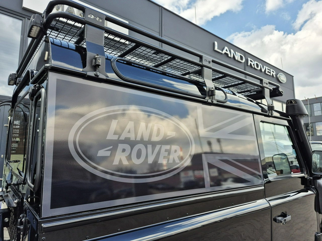 Land Rover Defender - Zdjęcie 14