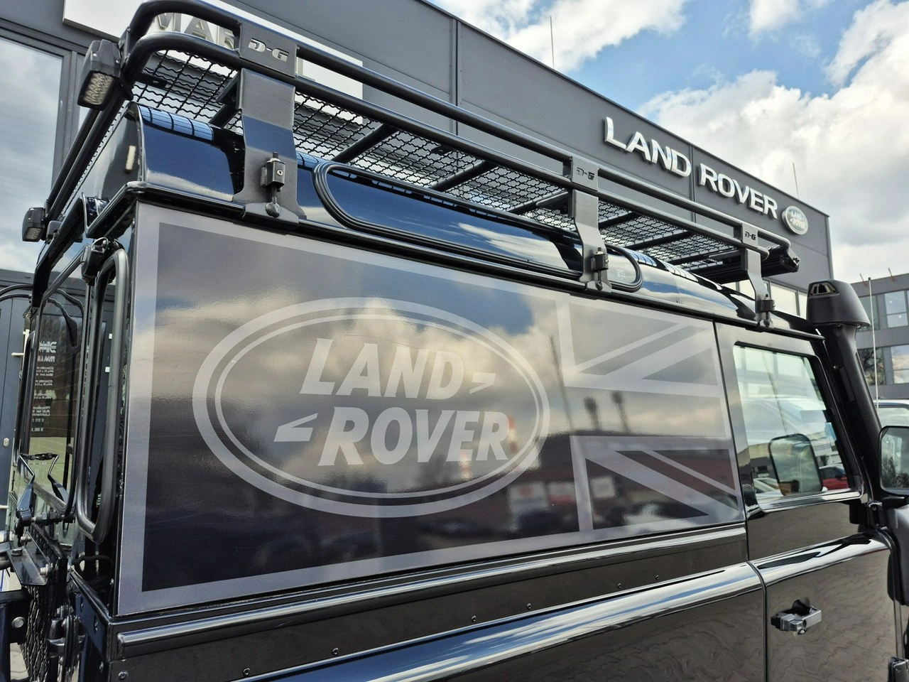 Land Rover Defender - Zdjęcie 14