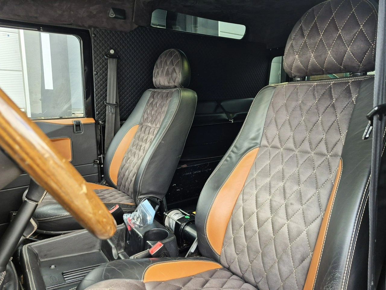 Land Rover Defender - Zdjęcie 23