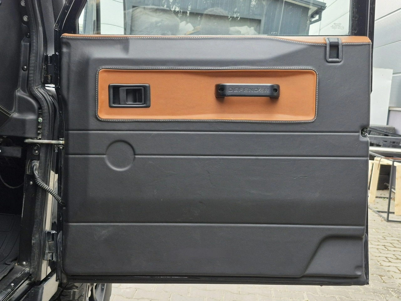 Land Rover Defender - Zdjęcie 25