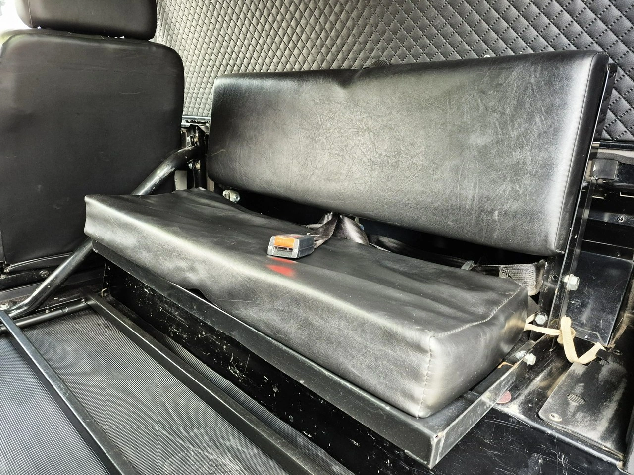 Land Rover Defender - Zdjęcie 30