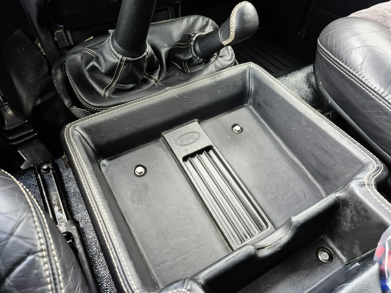 Land Rover Defender - Zdjęcie 38