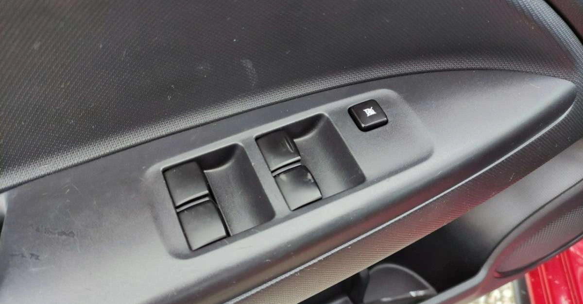 Mitsubishi Space Star - Zdjęcie 22